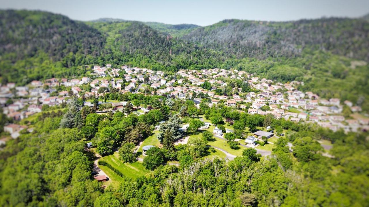 Hotel De Plein Air Le Chanset Ceyrat Exteriér fotografie